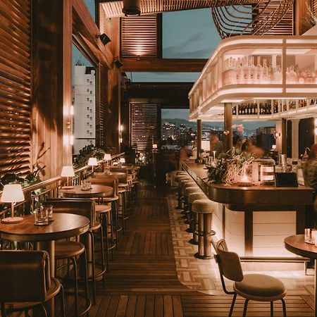 The Click Clack Hotel Medellín Esterno foto The Bar at the Edition