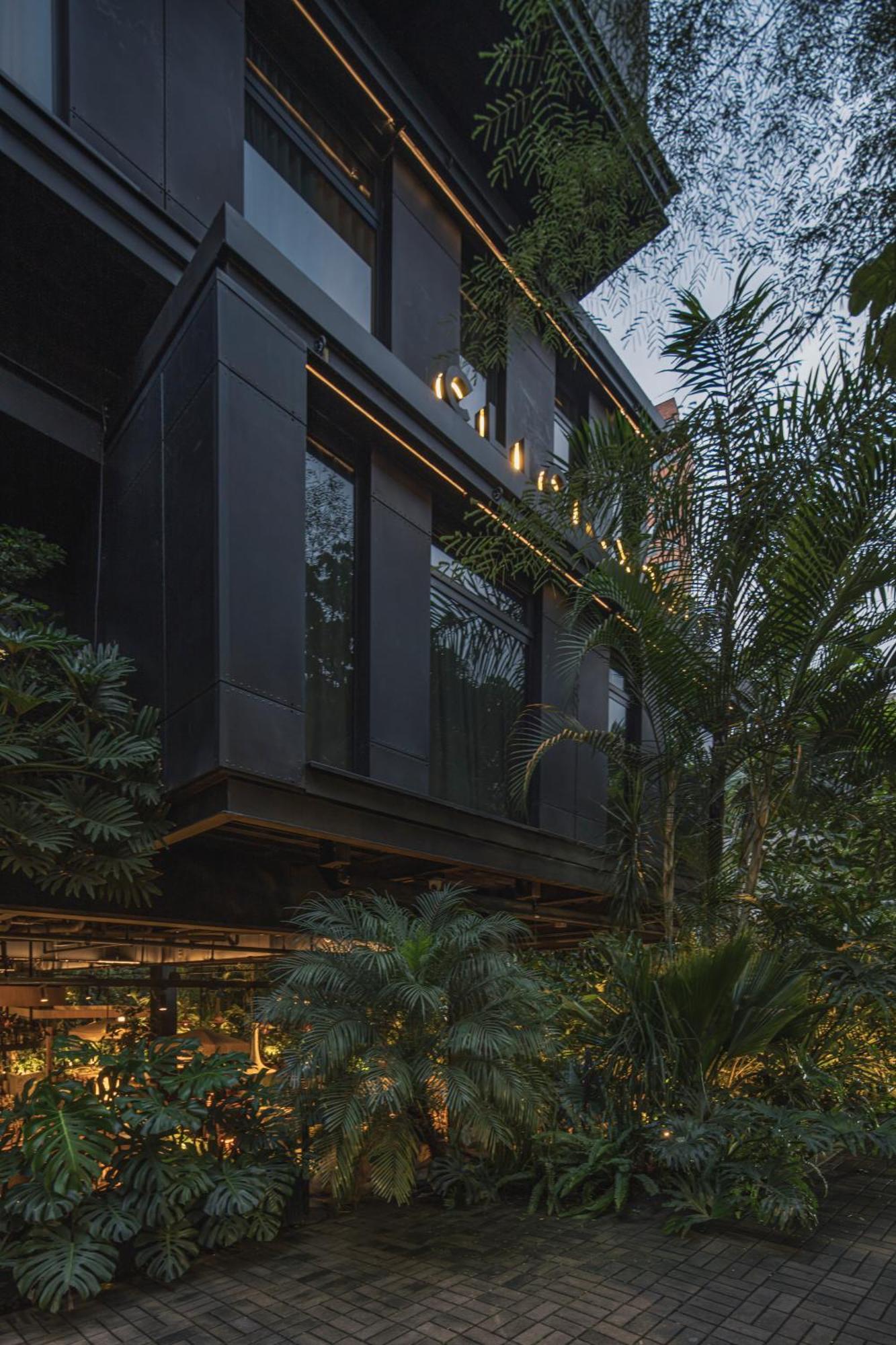 The Click Clack Hotel Medellín Esterno foto The building's facade